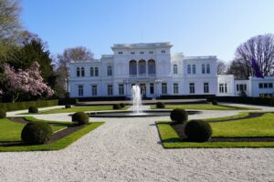 Villahammerschmidt2 (Large)